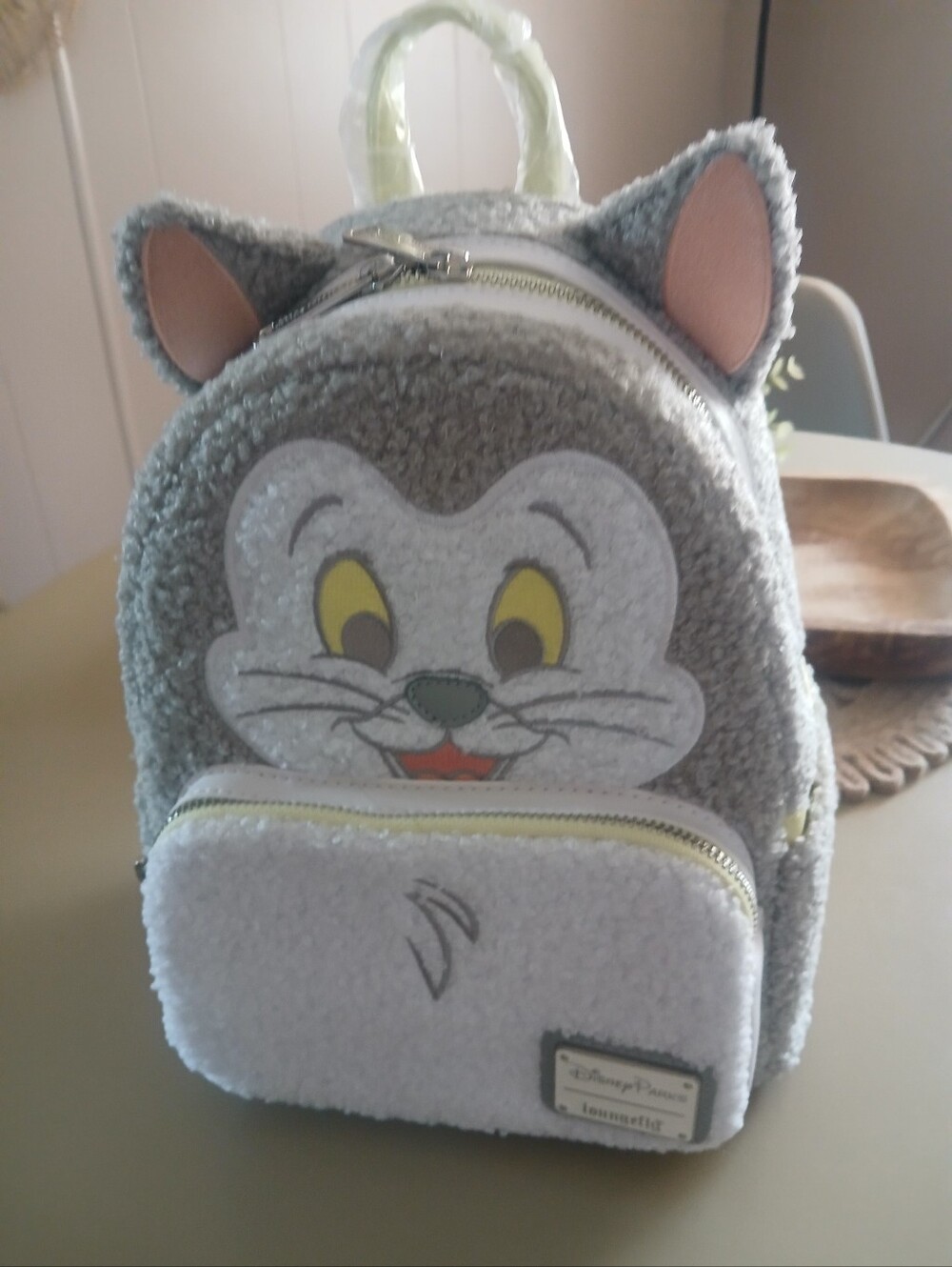 NWT DISNEY FIGARO LOUNGEFLY